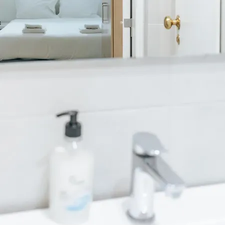 Downtown Arroios Flat 3 Апартаменты *