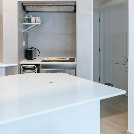 Downtown Arroios Flat 3 * 리스본